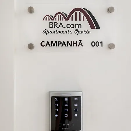 Bra.com Campanha アパート *